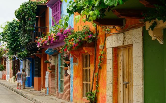 Voyage en Colombie : organisé par une agence de voyages ou pas ?