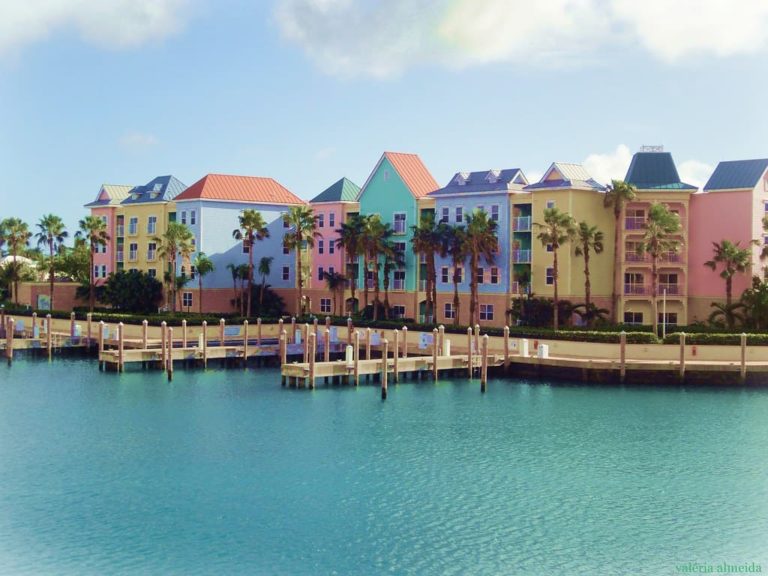 Voyage aux Bahamas tout compris : économiser sur votre séjour sans sacrifier le confort